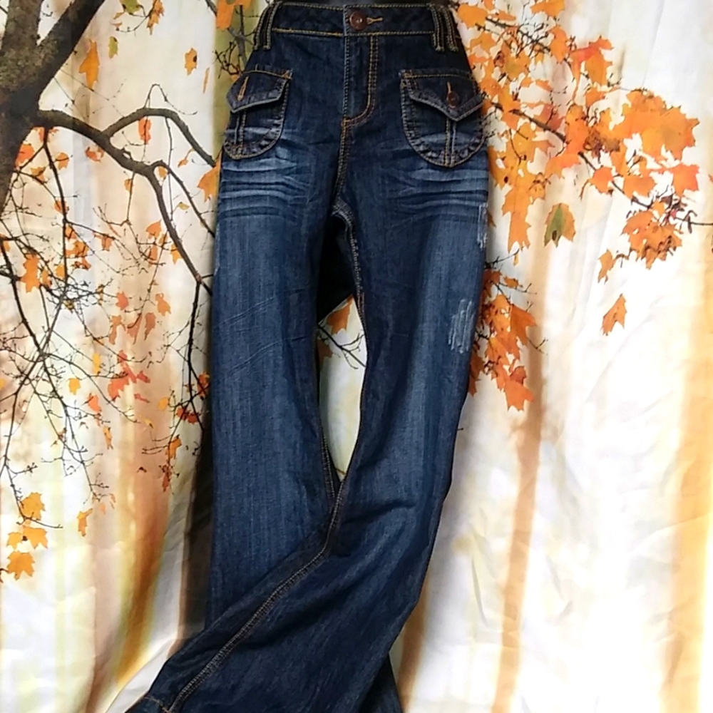 MUDD Jeans